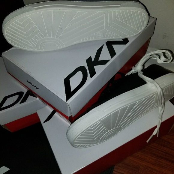 SOLD!! Sasha Lux Tumbled Leather Sneakers - Picture 3 of 4